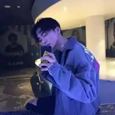 卢浅伽